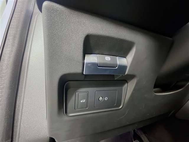 2023 Land Rover Discovery Sport P250 S