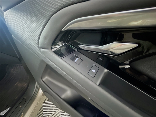 2023 Land Rover Range Rover Evoque P250 S