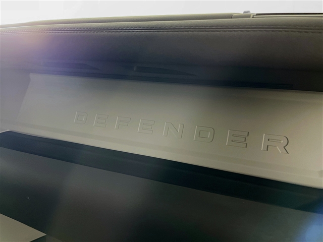 2023 Land Rover Defender 110 Standard