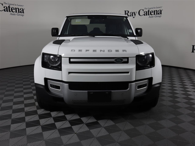2020 Land Rover Defender 110 SE