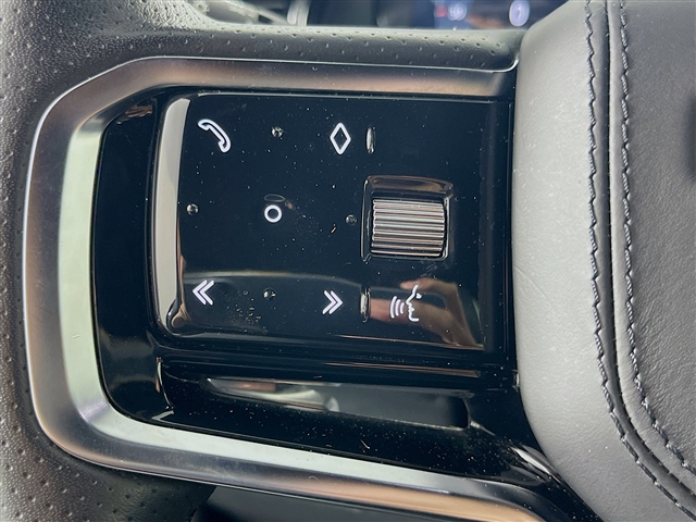 2023 Land Rover Range Rover Evoque P250 R-Dynamic SE