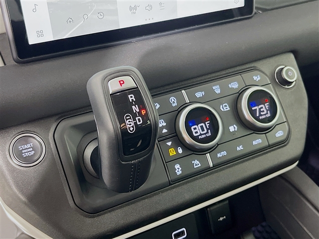 2022 Land Rover Defender 110 Standard