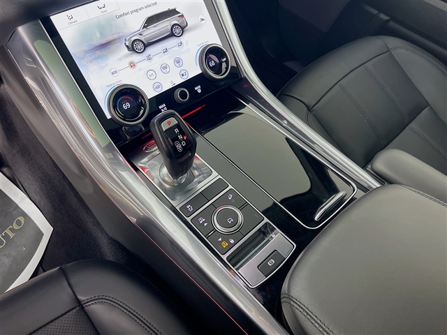 2022 Land Rover Range Rover Sport HSE Silver Edition