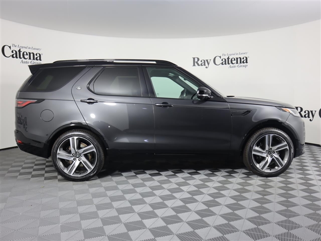 2023 Land Rover Discovery P360 Metropolitan Edition