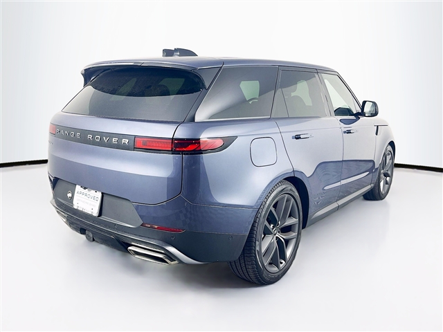 2024 Land Rover Range Rover Sport P360 SE