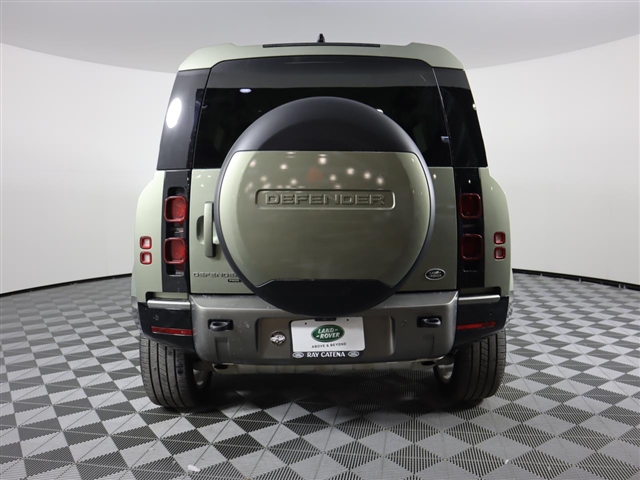 2022 Land Rover Defender 110 X-Dynamic HSE
