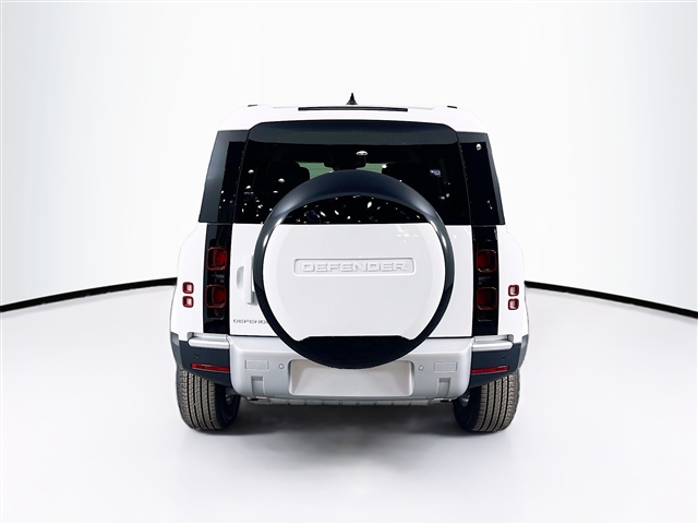 2024 Land Rover Defender 110 P300 S