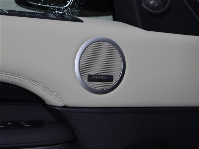2021 Land Rover Discovery P300 S
