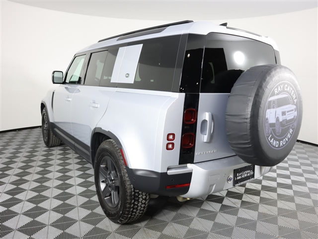 2023 Land Rover Defender 110 Standard