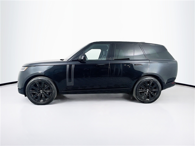 2023 Land Rover Range Rover P530 SE