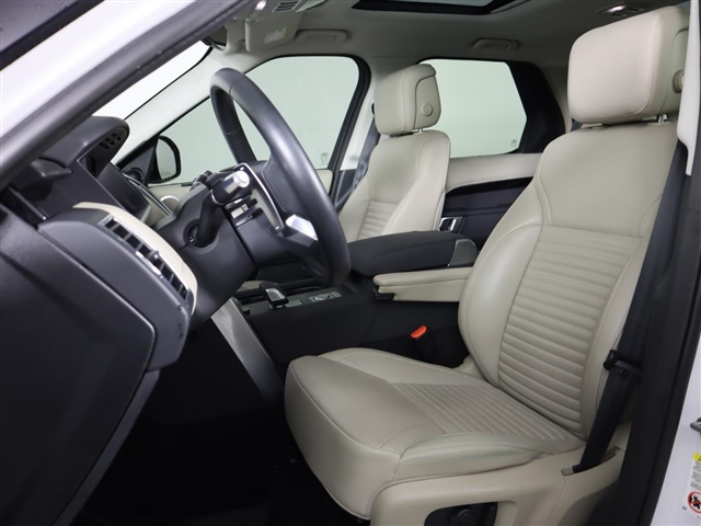 2021 Land Rover Discovery P300 S
