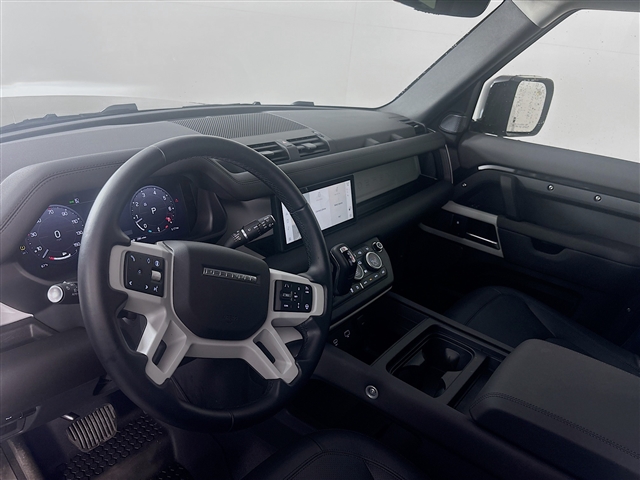 2024 Land Rover Defender 110 P300 S
