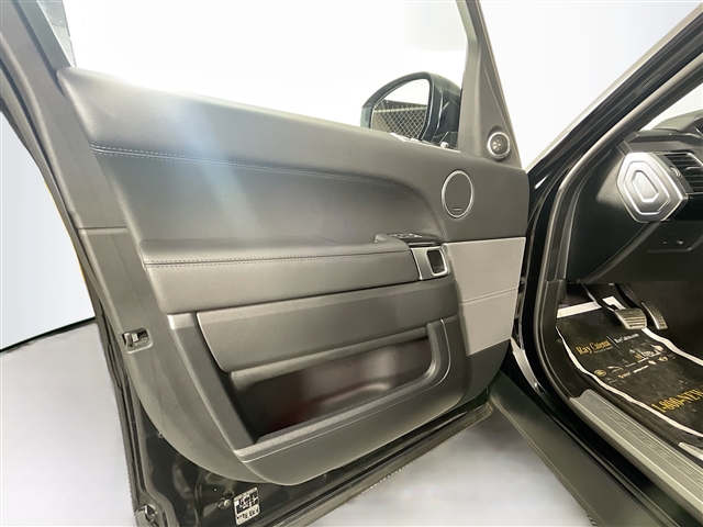 2022 Land Rover Range Rover Sport HSE Silver Edition
