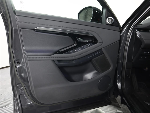 2023 Land Rover Range Rover Evoque P250 SE