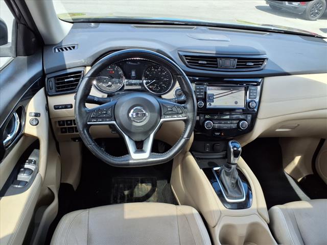 2017 Nissan Rogue SL