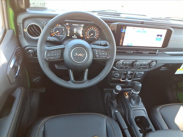 2025 Jeep Gladiator 