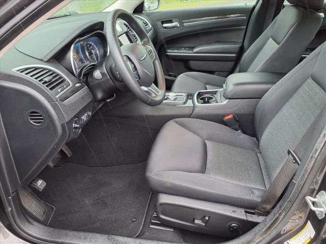2021 Chrysler 300 Touring