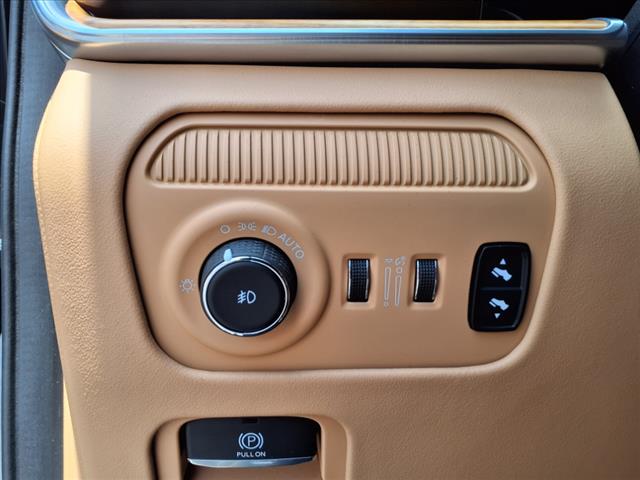 2023 Jeep Grand Wagoneer L Series III