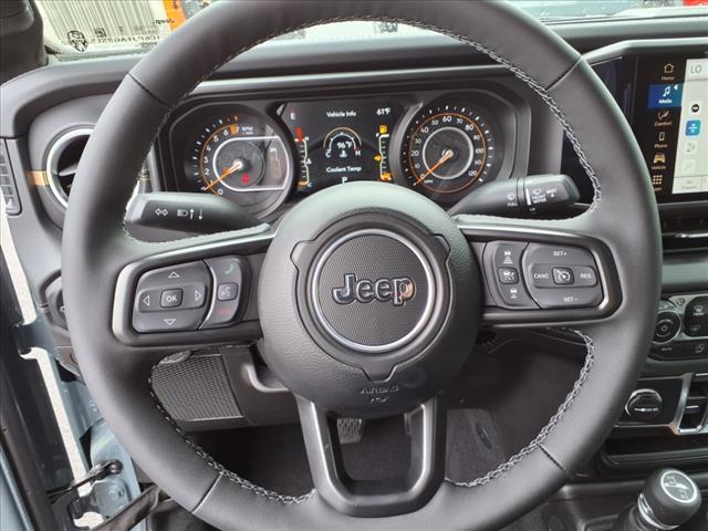 2025 Jeep Gladiator Sport