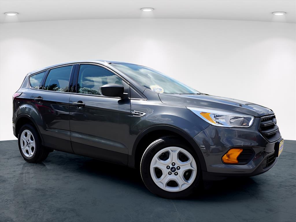 2017 Ford Escape Titanium Sport photo 2