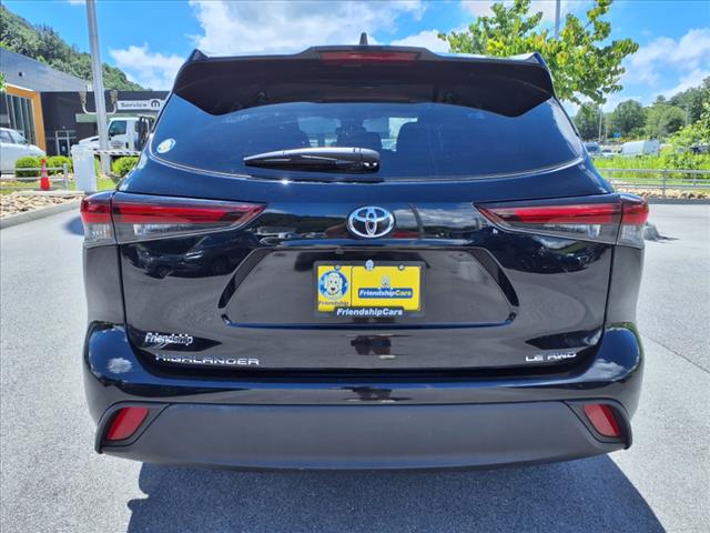 2024 Toyota Highlander LE
