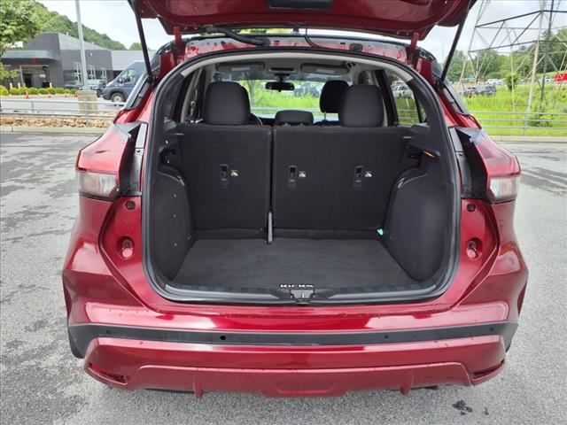 2022 Nissan Kicks SV