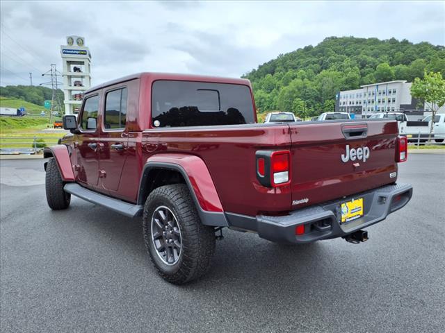 2022 Jeep Gladiator Overland