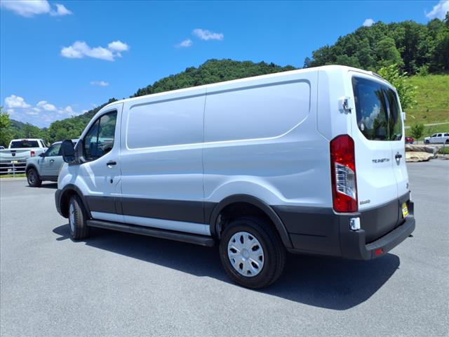 2022 Ford Transit Base