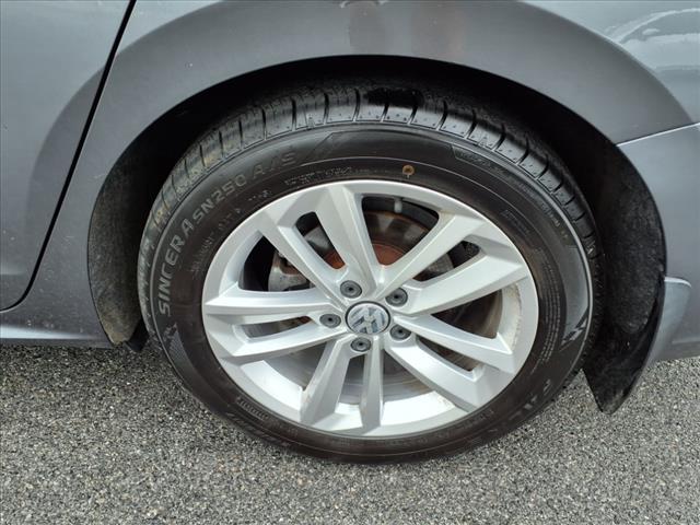 2020 Volkswagen Passat 2.0T SE