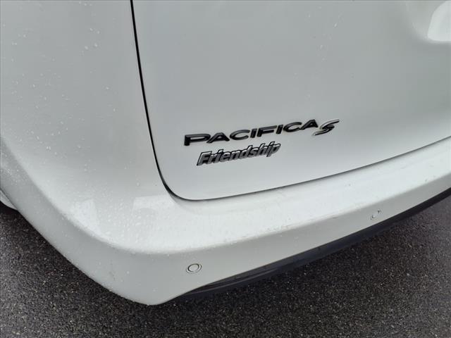 2021 Chrysler Pacifica Touring