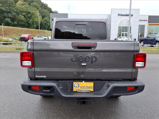 2025 Jeep Gladiator Sport