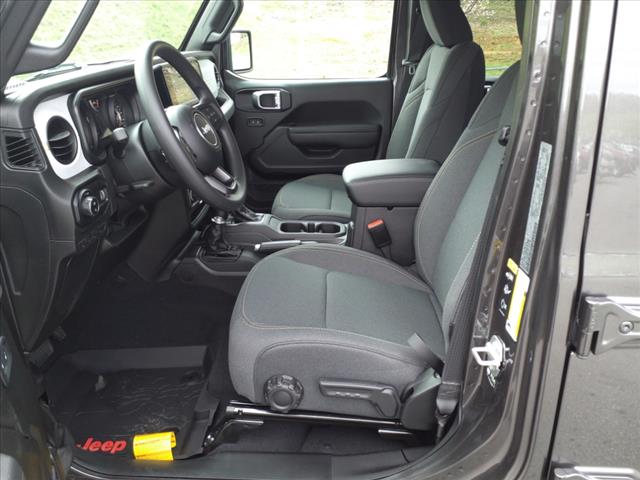 2025 Jeep Gladiator Nighthawk