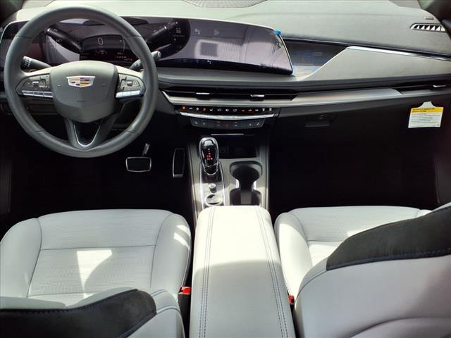 2025 Cadillac XT4 Sport