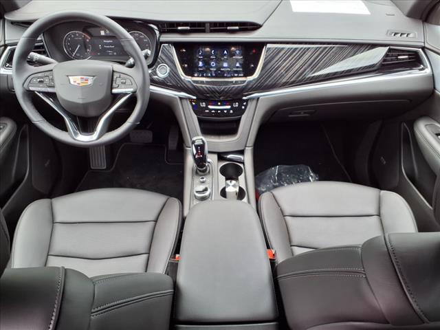 2025 Cadillac XT6 Premium Luxury