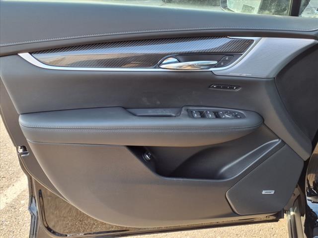 2025 Cadillac XT6 Sport
