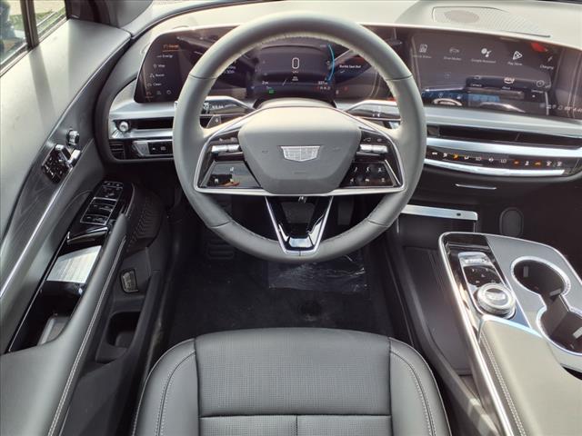 2025 Cadillac LYRIQ Sport 1