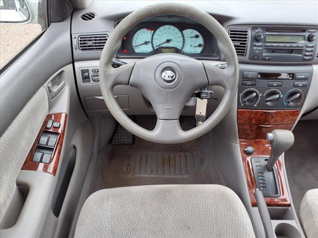 2003 Toyota Corolla LE