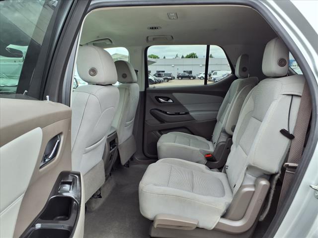 2018 Chevrolet Traverse LT Cloth