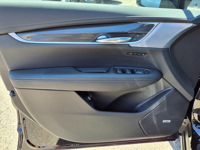 2025 Cadillac XT6 Sport