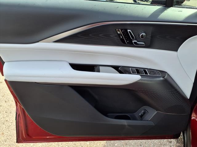 2025 Cadillac LYRIQ Sport 1