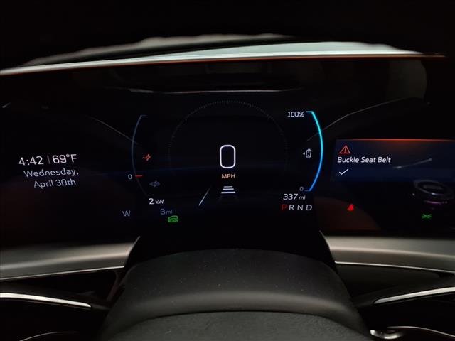 2025 Cadillac LYRIQ Sport 1