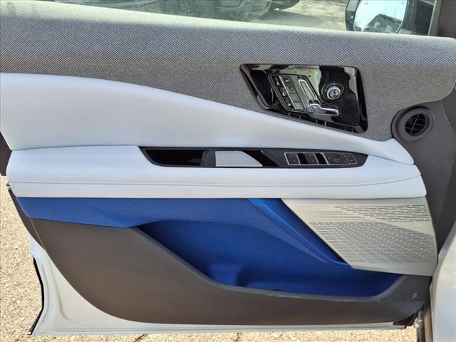 2025 Cadillac OPTIQ Sport 2