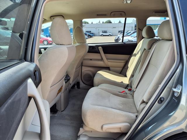 2010 Toyota Highlander Base