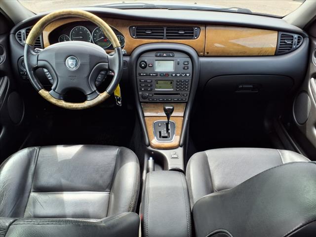 2003 Jaguar X-Type 2.5