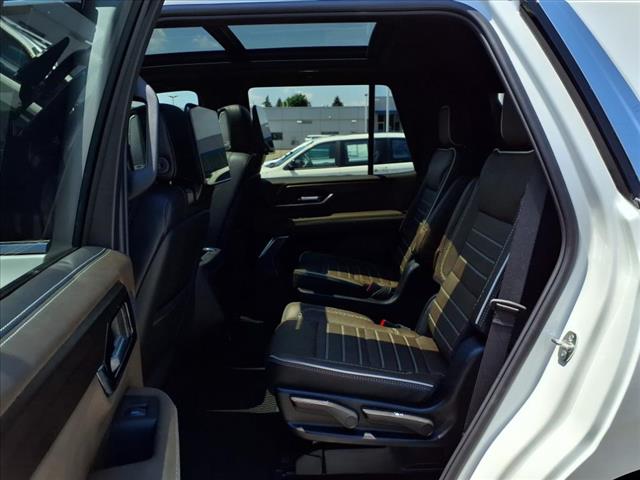 2025 GMC Yukon Denali Ultimate