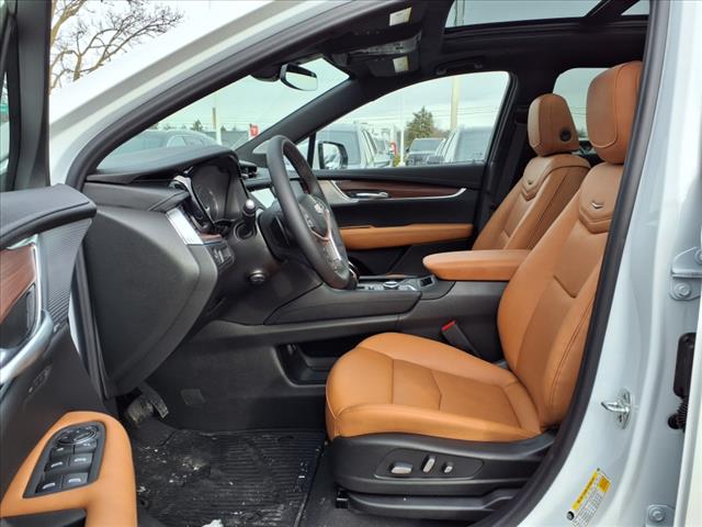 2025 Cadillac XT5 Premium Luxury