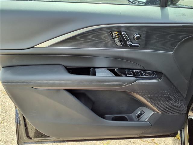 2025 Cadillac LYRIQ Sport 1
