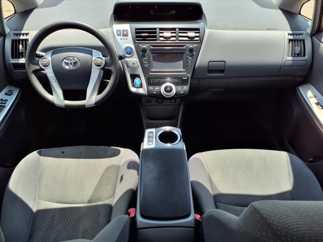 2014 Toyota Prius v Five