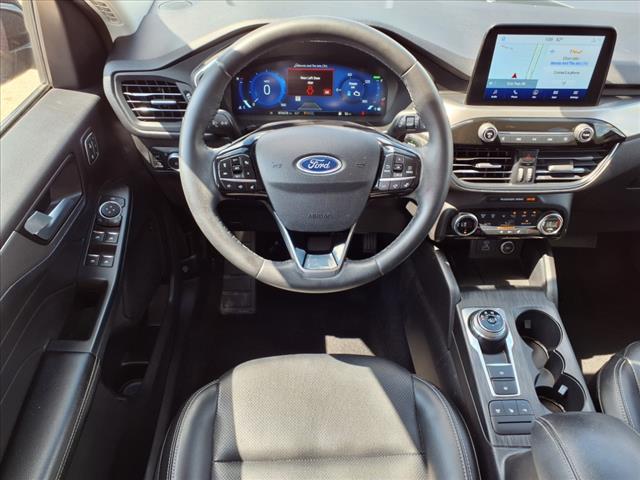 2021 Ford Escape Hybrid Titanium