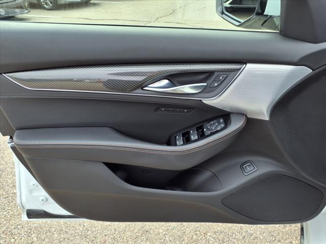2022 Cadillac CT5-V Base